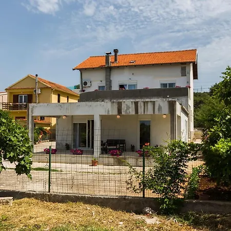 Topalli Apartment Bibinje