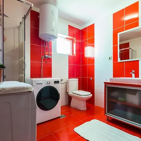 Topalli Apartment