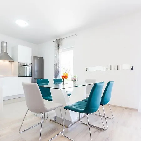 Topalli Apartment Bibinje