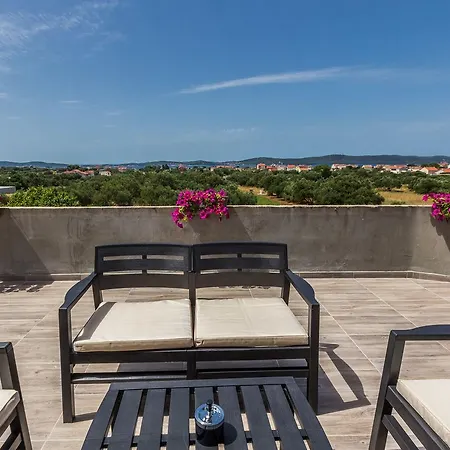 Apartment Topalli